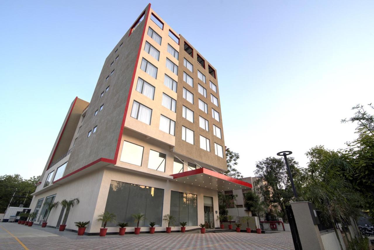 7 Apple Hotel Pratap Nagar, Jaipur Bagian luar foto