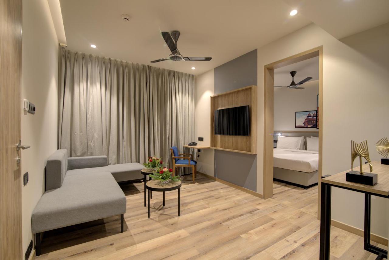 7 Apple Hotel Pratap Nagar, Jaipur Bagian luar foto